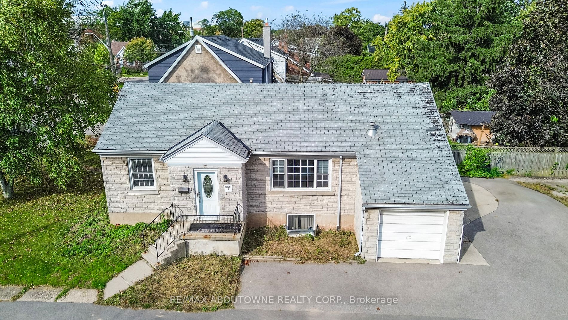 136 Brantdale Ave, Hamilton ‣ X9386894